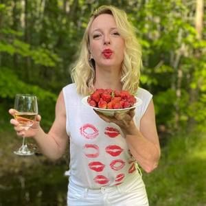 Meet your Posher, Ania